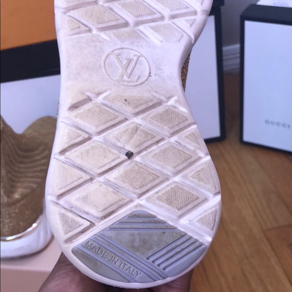 Gold Louis Vuitton - Picture 5 of 5